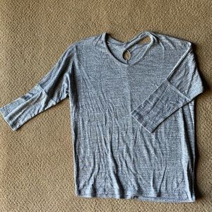 3/4 sleeve shirt